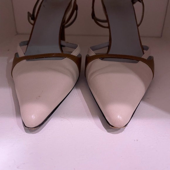 Gucci Vintage pointy toe heels size 8 1/2 B very good condition - Picture 6 of 10